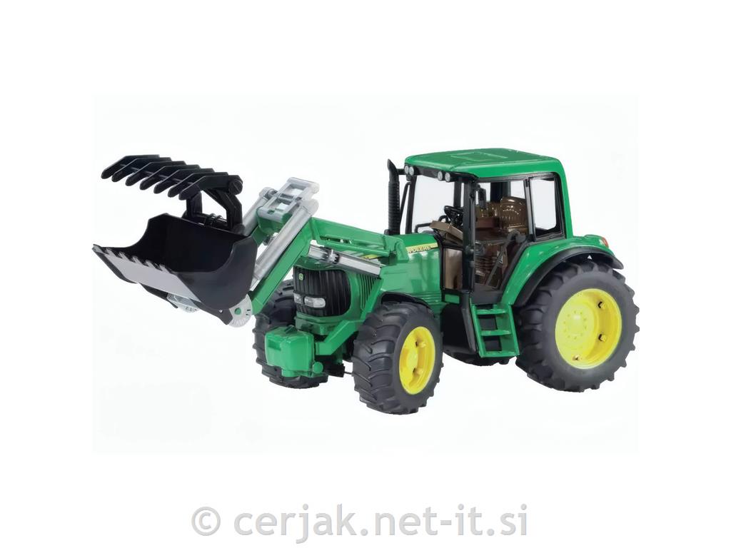 Traktor JOHN DEERE 6920 z nakladalcem