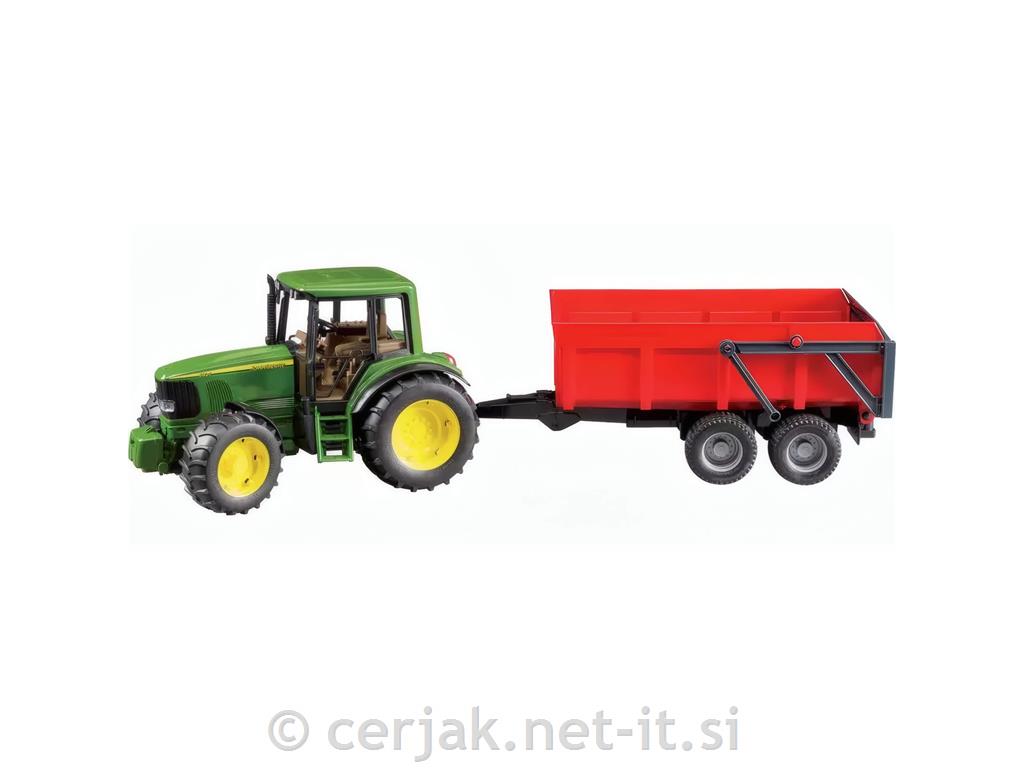 Traktor John Deere 6920 s prikolico