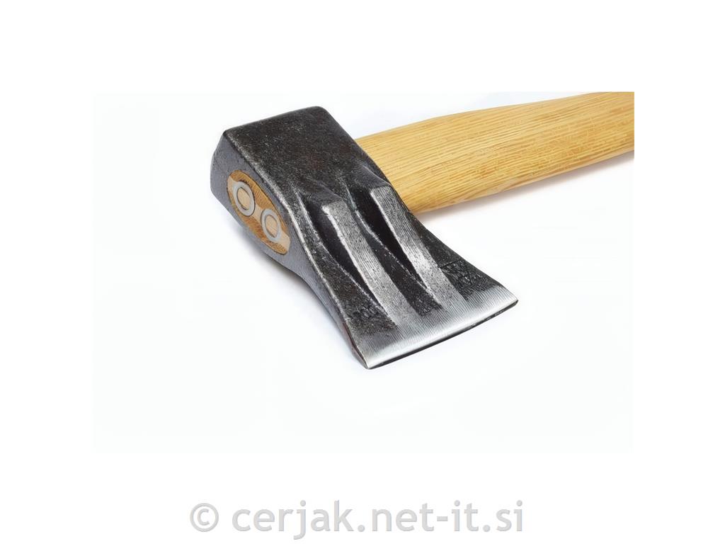 Sekira 1,4 kg