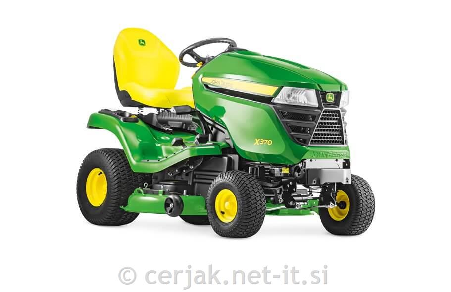 Vrtni traktor X370 JOHN DEERE