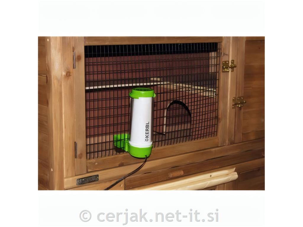 Napajalnik ogrevan za male živali