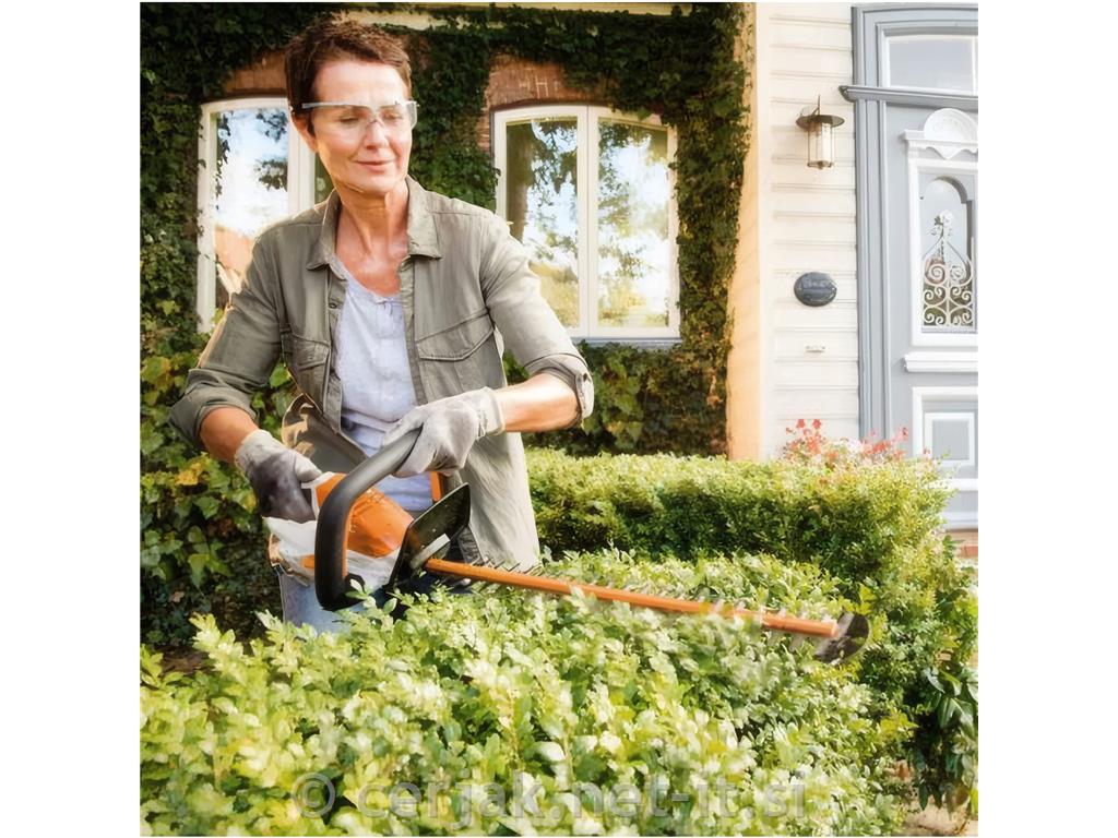 Akumulatorski rezalnik za živo mejo HSA 45 STIHL