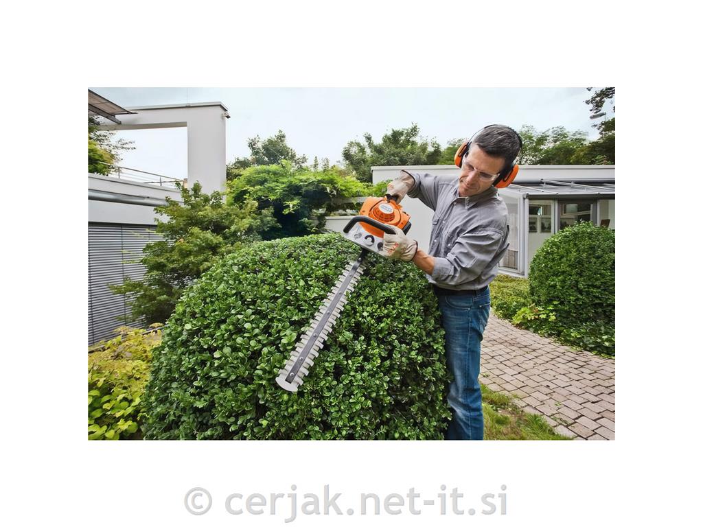 Motorne škarje HS 46 STIHL