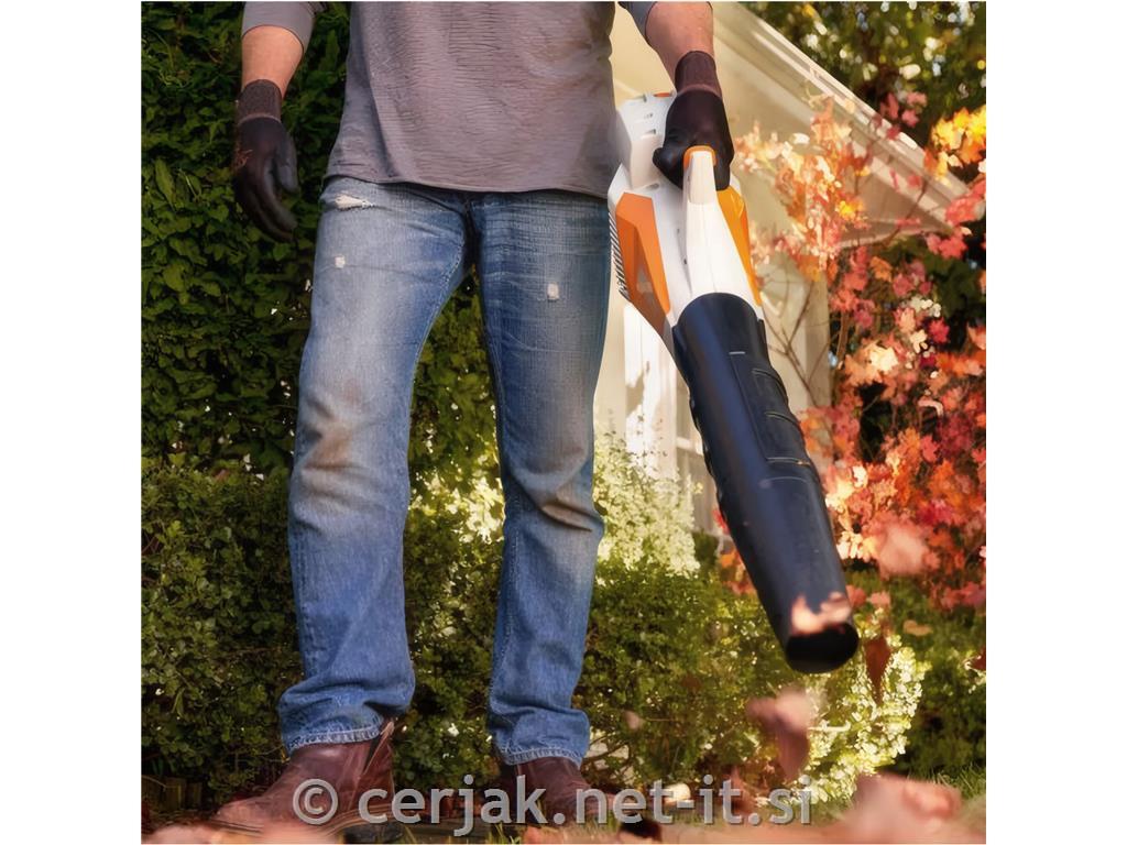 Akumulatorski pihalnik BGA 57 STIHL