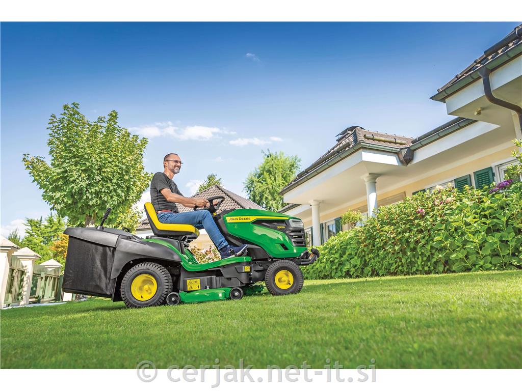 Vrtni traktor X167R JOHN DEERE